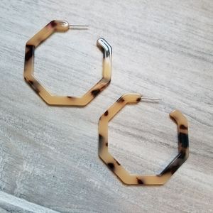 Leopard Animal Print Acrylic Dangle Hoop Earrings 2 In NEW